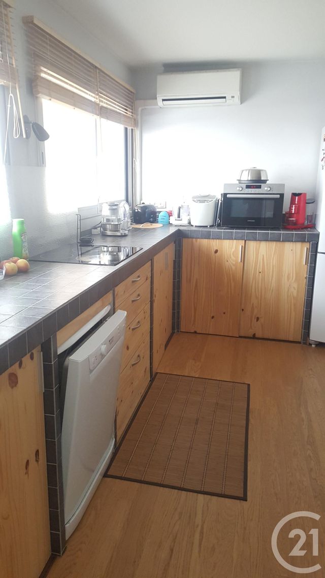 Appartement T2 à louer - 2 pièces - 51.0 m2 - MARSEILLE - 13013 - PROVENCE-ALPES-COTE-D-AZUR - Century 21 Immo-Conseil Appartement T2 à louer - 2 pièces - 51.0 m2 - MARSEILLE - 13013 - PROVENCE-ALPES-COTE-D-AZUR - Century 21 Immo-Conseil