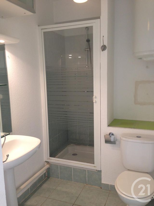 Appartement F1 à louer - 1 pièce - 31.0 m2 - MARSEILLE - 13013 - PROVENCE-ALPES-COTE-D-AZUR - Century 21 Immo-Conseil Appartement F1 à louer - 1 pièce - 31.0 m2 - MARSEILLE - 13013 - PROVENCE-ALPES-COTE-D-AZUR - Century 21 Immo-Conseil