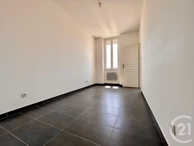 Afficher la photo en grand Appartement T2 à louer - 2 pièces - 39.61 m2 - MARSEILLE - 13004 - PROVENCE-ALPES-COTE-D-AZUR - Century 21 Immo-Conseil