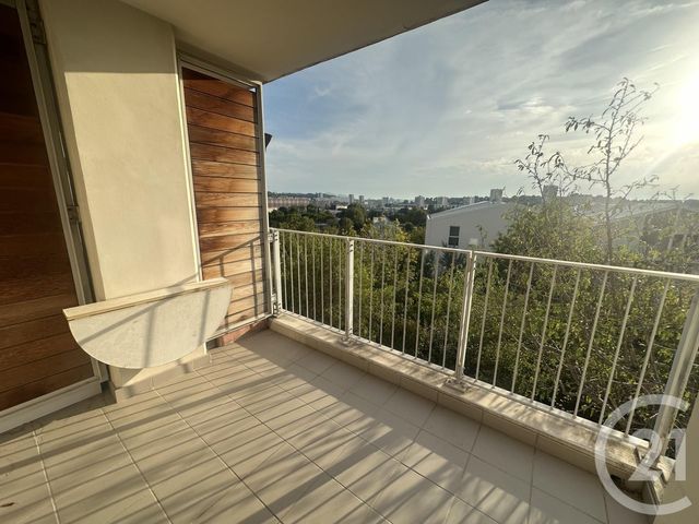 Appartement T2 à louer - 2 pièces - 40.0 m2 - MARSEILLE - 13013 - PROVENCE-ALPES-COTE-D-AZUR - Century 21 Immo-Conseil