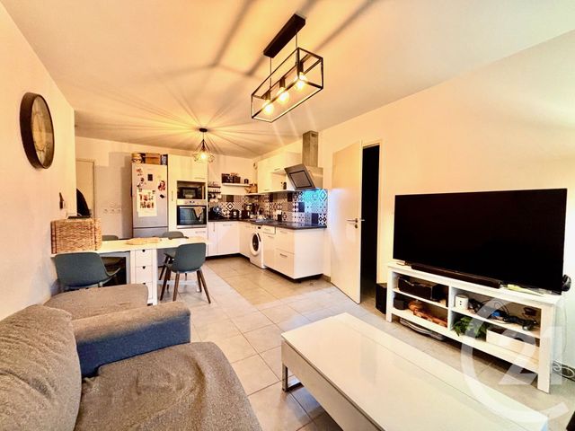 Appartement T2 à louer - 2 pièces - 43.53 m2 - MARSEILLE - 13013 - PROVENCE-ALPES-COTE-D-AZUR - Century 21 Immo-Conseil