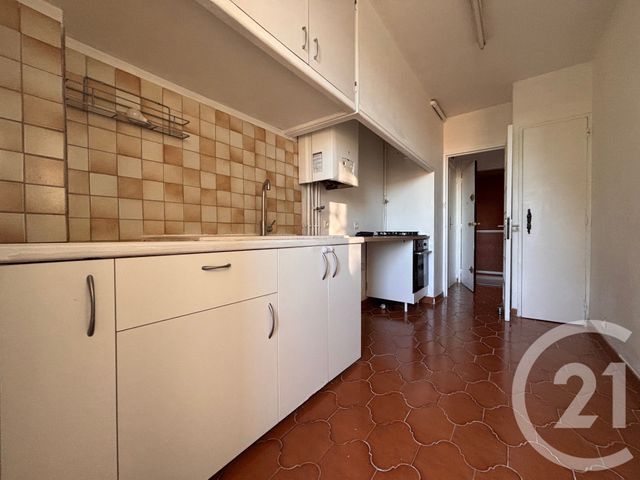 Appartement T3 à louer - 3 pièces - 61.0 m2 - MARSEILLE - 13013 - PROVENCE-ALPES-COTE-D-AZUR - Century 21 Immo-Conseil