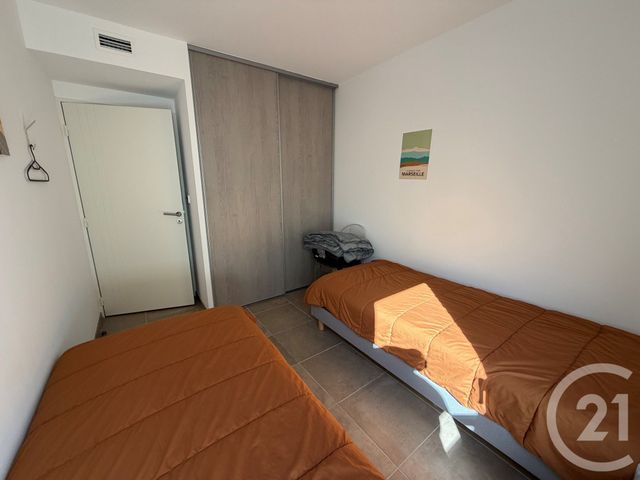 Afficher la photo en grand Appartement à louer - 3 pièces - 58.89 m2 - MARSEILLE - 13006 - PROVENCE-ALPES-COTE-D-AZUR - Century 21 Immo-Conseil