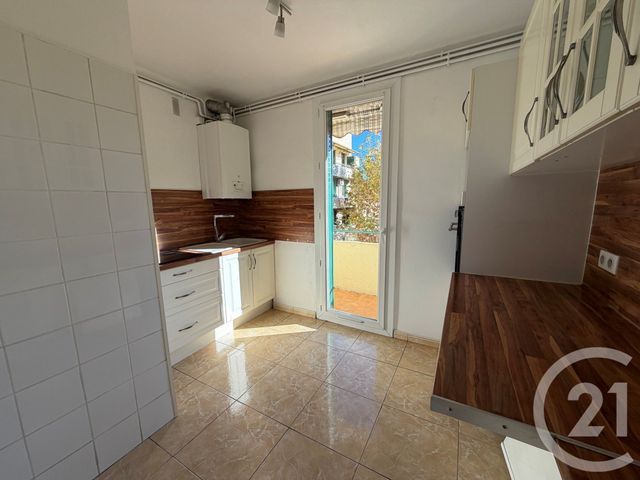 Appartement à louer - 3 pièces - 51.47 m2 - MARSEILLE - 13014 - PROVENCE-ALPES-COTE-D-AZUR - Century 21 Immo-Conseil