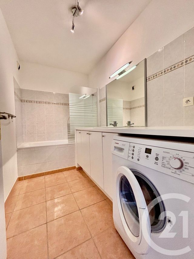 Appartement T2 à louer - 2 pièces - 52.26 m2 - MARSEILLE - 13013 - PROVENCE-ALPES-COTE-D-AZUR - Century 21 Immo-Conseil