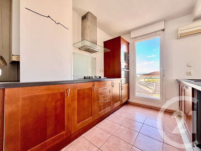 Appartement T2 à louer - 2 pièces - 52.26 m2 - MARSEILLE - 13013 - PROVENCE-ALPES-COTE-D-AZUR - Century 21 Immo-Conseil