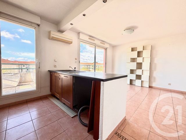 Appartement T2 à louer - 2 pièces - 52.26 m2 - MARSEILLE - 13013 - PROVENCE-ALPES-COTE-D-AZUR - Century 21 Immo-Conseil