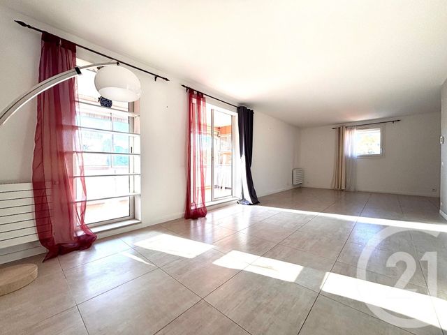 Appartement T3 à louer - 4 pièces - 83.13 m2 - PLAN DE CUQUES - 13 - PROVENCE-ALPES-COTE-D-AZUR - Century 21 Immo-Conseil