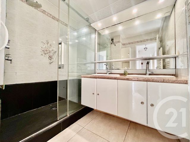 Appartement T3 à louer - 4 pièces - 83.13 m2 - PLAN DE CUQUES - 13 - PROVENCE-ALPES-COTE-D-AZUR - Century 21 Immo-Conseil