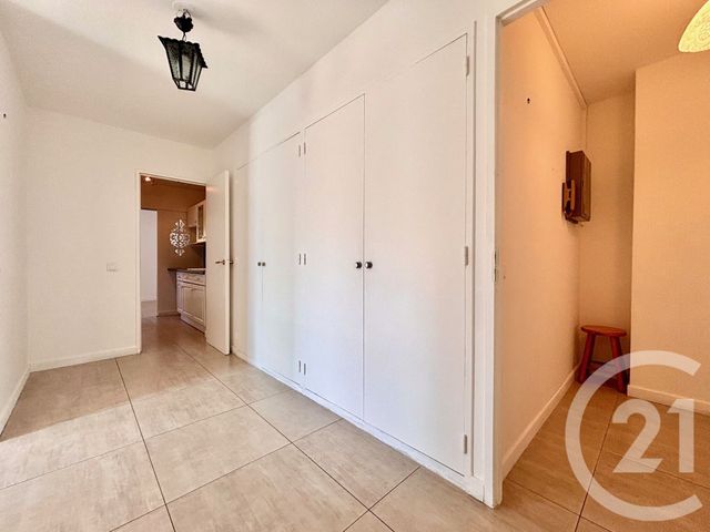 Appartement T3 à louer - 4 pièces - 83.13 m2 - PLAN DE CUQUES - 13 - PROVENCE-ALPES-COTE-D-AZUR - Century 21 Immo-Conseil