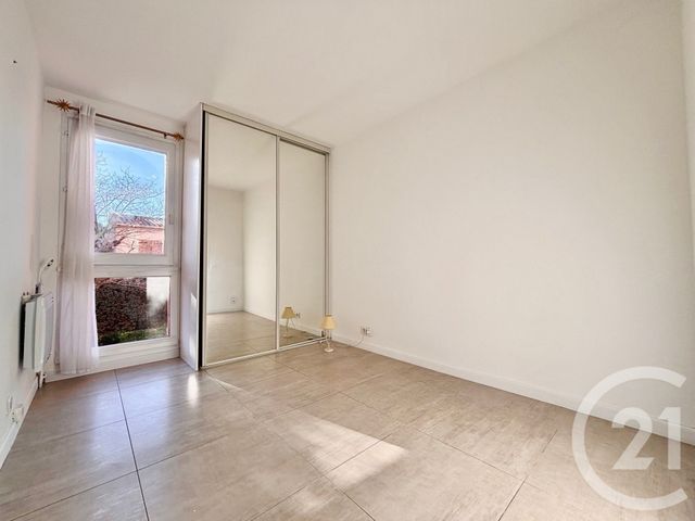 Appartement T3 à louer - 4 pièces - 83.13 m2 - PLAN DE CUQUES - 13 - PROVENCE-ALPES-COTE-D-AZUR - Century 21 Immo-Conseil