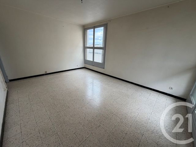 Appartement T2 à louer - 2 pièces - 44.67 m2 - MARSEILLE - 13013 - PROVENCE-ALPES-COTE-D-AZUR - Century 21 Immo-Conseil