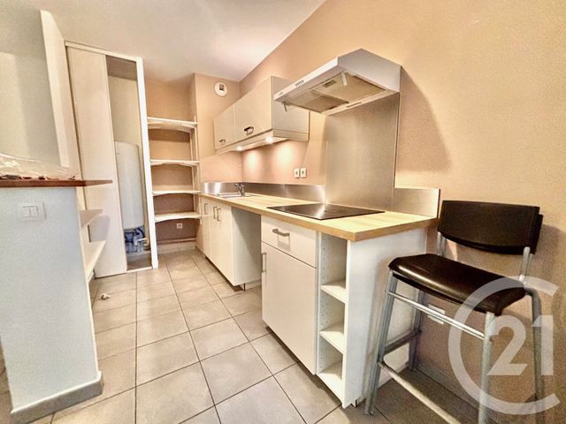 Appartement T2 à louer - 2 pièces - 39.3 m2 - MARSEILLE - 13004 - PROVENCE-ALPES-COTE-D-AZUR - Century 21 Immo-Conseil