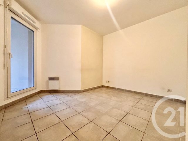 Appartement T2 à louer - 2 pièces - 39.3 m2 - MARSEILLE - 13004 - PROVENCE-ALPES-COTE-D-AZUR - Century 21 Immo-Conseil