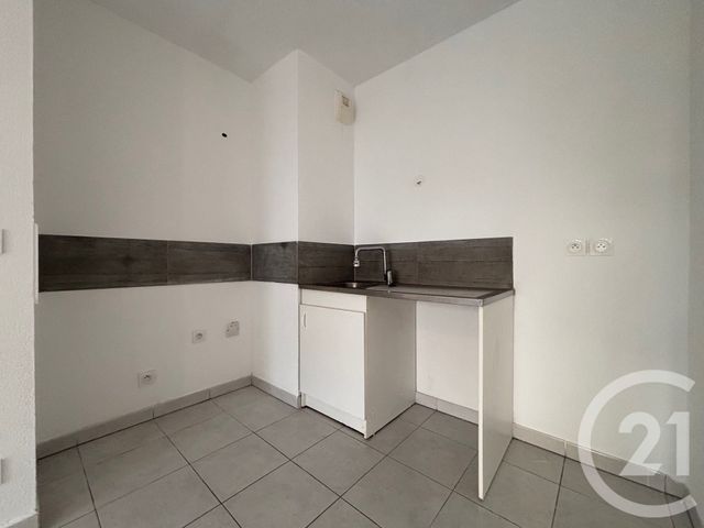 Appartement F2 à louer - 2 pièces - 44.7 m2 - MARSEILLE - 13013 - PROVENCE-ALPES-COTE-D-AZUR - Century 21 Immo-Conseil