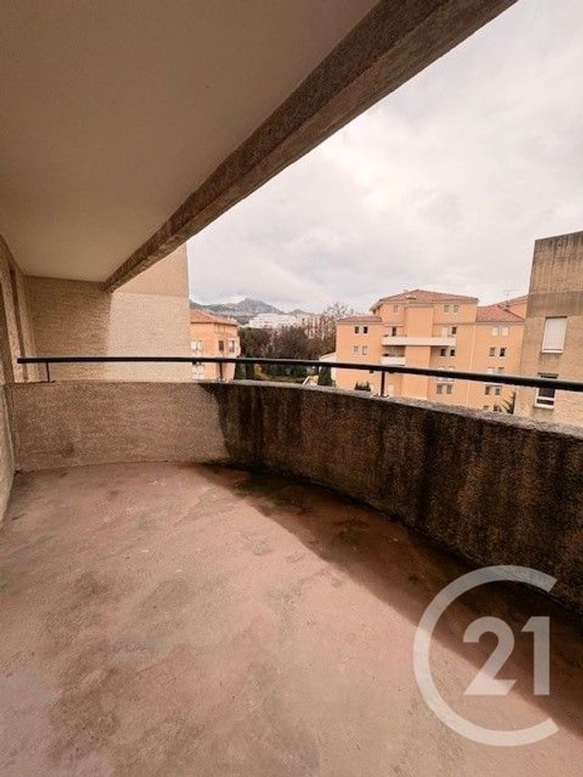 Appartement T2 à louer - 2 pièces - 48.44 m2 - MARSEILLE - 13008 - PROVENCE-ALPES-COTE-D-AZUR - Century 21 Immo-Conseil