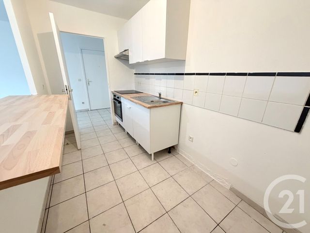 Appartement à louer - 3 pièces - 60.23 m2 - MARSEILLE - 13010 - PROVENCE-ALPES-COTE-D-AZUR - Century 21 Immo-Conseil