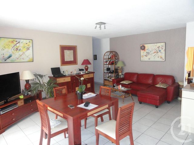 Appartement T2 à louer - 2 pièces - 53.12 m2 - MARSEILLE - 13013 - PROVENCE-ALPES-COTE-D-AZUR - Century 21 Immo-Conseil