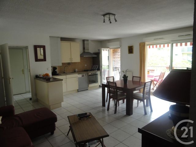 Appartement T2 à louer - 2 pièces - 53.12 m2 - MARSEILLE - 13013 - PROVENCE-ALPES-COTE-D-AZUR - Century 21 Immo-Conseil