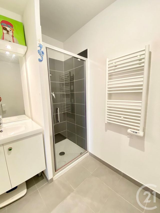 Appartement T2 à louer - 2 pièces - 38.7 m2 - MARSEILLE - 13013 - PROVENCE-ALPES-COTE-D-AZUR - Century 21 Immo-Conseil