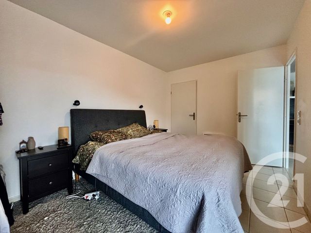 Appartement T2 à louer - 2 pièces - 37.3 m2 - MARSEILLE - 13016 - PROVENCE-ALPES-COTE-D-AZUR - Century 21 Immo-Conseil