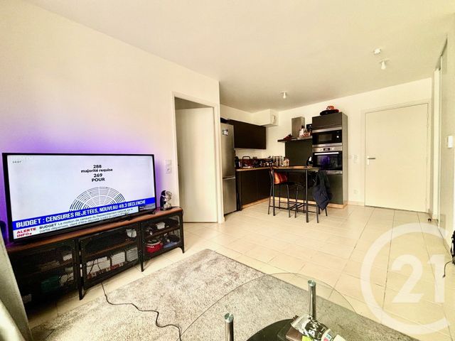 Appartement T2 à louer - 2 pièces - 37.3 m2 - MARSEILLE - 13016 - PROVENCE-ALPES-COTE-D-AZUR - Century 21 Immo-Conseil