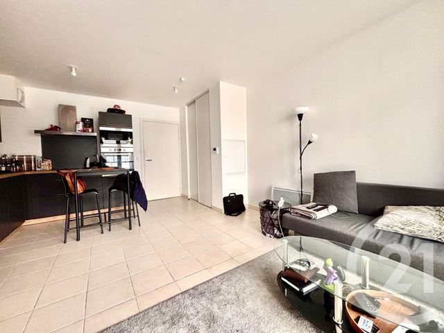 Appartement T2 à louer - 2 pièces - 37.3 m2 - MARSEILLE - 13016 - PROVENCE-ALPES-COTE-D-AZUR - Century 21 Immo-Conseil
