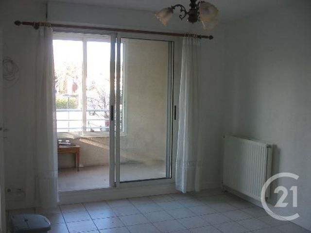 Appartement F2 à louer - 2 pièces - 25.74 m2 - PLAN DE CUQUES - 13 - PROVENCE-ALPES-COTE-D-AZUR - Century 21 Immo-Conseil