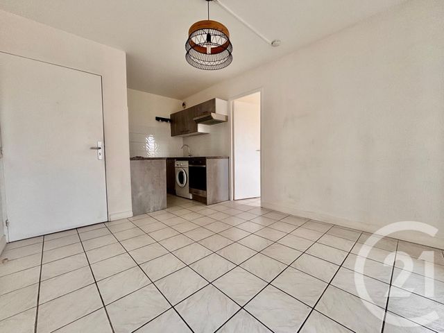 Appartement F2 à louer - 2 pièces - 25.74 m2 - PLAN DE CUQUES - 13 - PROVENCE-ALPES-COTE-D-AZUR - Century 21 Immo-Conseil