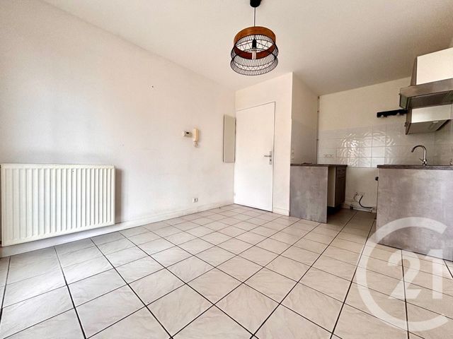 Appartement F2 à louer - 2 pièces - 25.74 m2 - PLAN DE CUQUES - 13 - PROVENCE-ALPES-COTE-D-AZUR - Century 21 Immo-Conseil