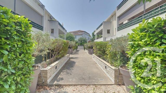 Appartement T2 à louer - 2 pièces - 40.72 m2 - MARSEILLE - 13013 - PROVENCE-ALPES-COTE-D-AZUR - Century 21 Immo-Conseil