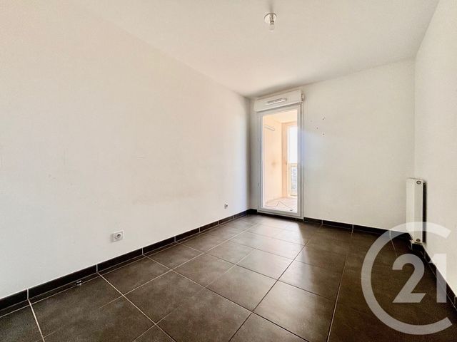 Appartement T4 à louer - 4 pièces - 74.71 m2 - MARSEILLE - 13013 - PROVENCE-ALPES-COTE-D-AZUR - Century 21 Immo-Conseil