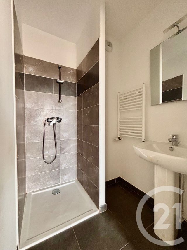 Appartement T4 à louer - 4 pièces - 74.71 m2 - MARSEILLE - 13013 - PROVENCE-ALPES-COTE-D-AZUR - Century 21 Immo-Conseil