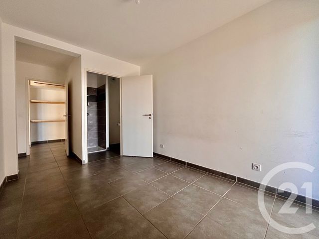 Appartement T4 à louer - 4 pièces - 74.71 m2 - MARSEILLE - 13013 - PROVENCE-ALPES-COTE-D-AZUR - Century 21 Immo-Conseil