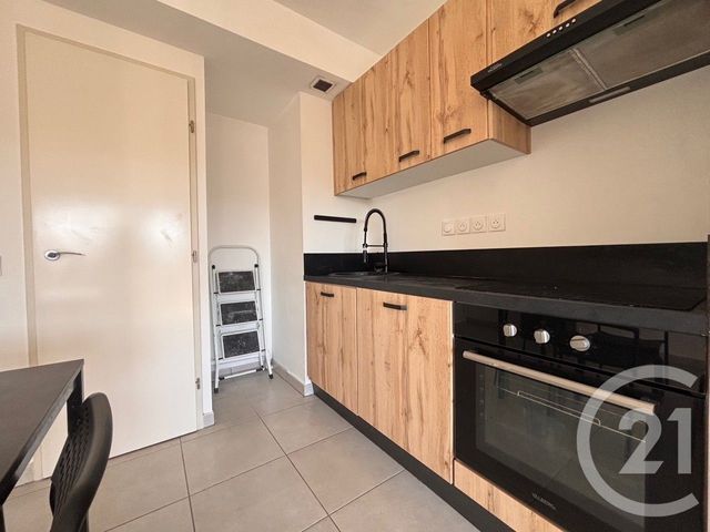 Appartement T2 à louer - 2 pièces - 36.9 m2 - MARSEILLE - 13013 - PROVENCE-ALPES-COTE-D-AZUR - Century 21 Immo-Conseil