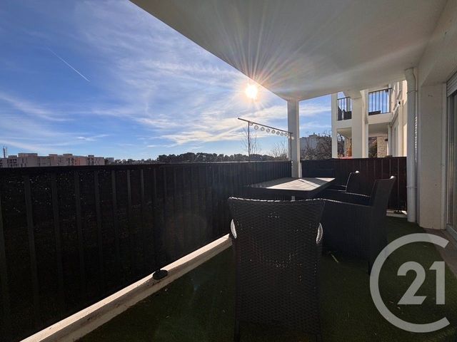 Appartement T2 à louer - 2 pièces - 36.9 m2 - MARSEILLE - 13013 - PROVENCE-ALPES-COTE-D-AZUR - Century 21 Immo-Conseil