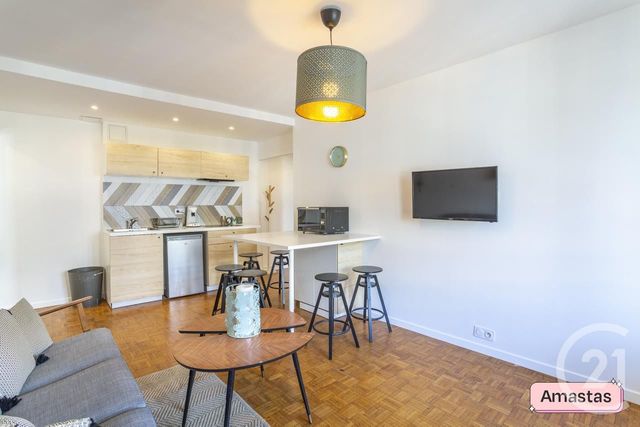 Appartement T4 à louer - 4 pièces - 60.11 m2 - MARSEILLE - 13002 - PROVENCE-ALPES-COTE-D-AZUR - Century 21 Immo-Conseil