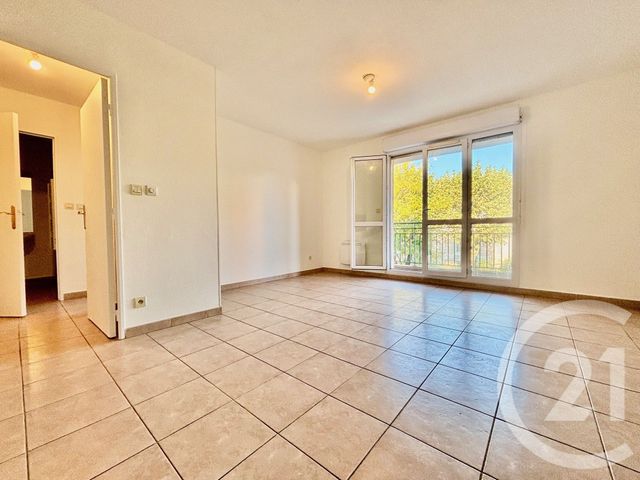 Appartement T2 à louer - 2 pièces - 38.33 m2 - MARSEILLE - 13013 - PROVENCE-ALPES-COTE-D-AZUR - Century 21 Immo-Conseil