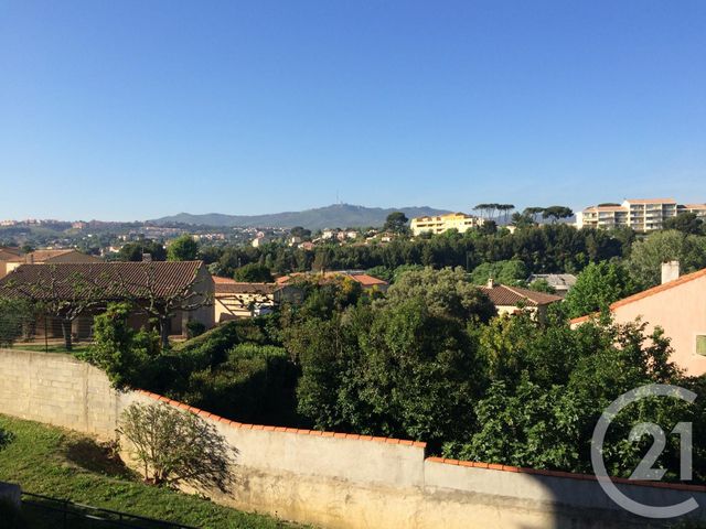 Appartement F2 à louer - 2 pièces - 42.0 m2 - MARSEILLE - 13013 - PROVENCE-ALPES-COTE-D-AZUR - Century 21 Immo-Conseil