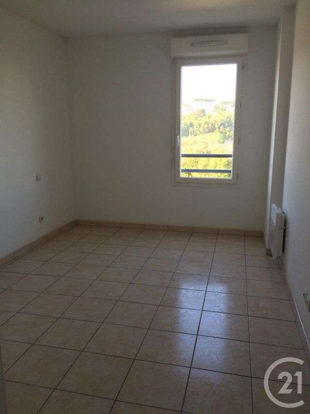 Appartement F2 à louer - 2 pièces - 42.0 m2 - MARSEILLE - 13013 - PROVENCE-ALPES-COTE-D-AZUR - Century 21 Immo-Conseil