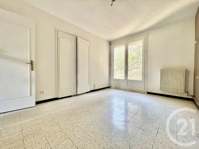 Appartement T3 à louer - 3 pièces - 62.0 m2 - MARSEILLE - 13013 - PROVENCE-ALPES-COTE-D-AZUR - Century 21 Immo-Conseil