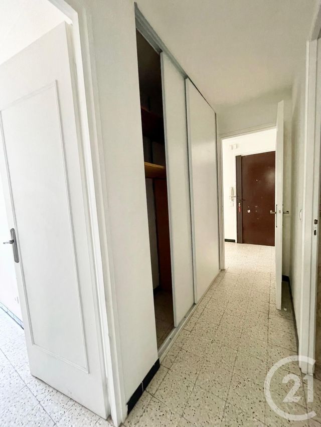 Appartement T3 à louer - 3 pièces - 62.0 m2 - MARSEILLE - 13013 - PROVENCE-ALPES-COTE-D-AZUR - Century 21 Immo-Conseil