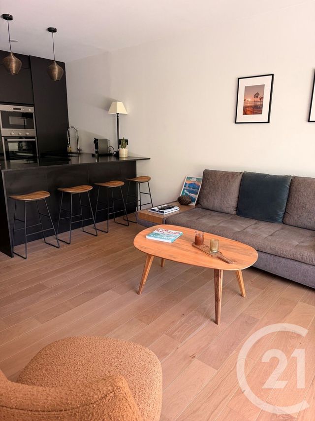 Appartement T2 à louer - 2 pièces - 33.33 m2 - MARSEILLE - 13008 - PROVENCE-ALPES-COTE-D-AZUR - Century 21 Immo-Conseil