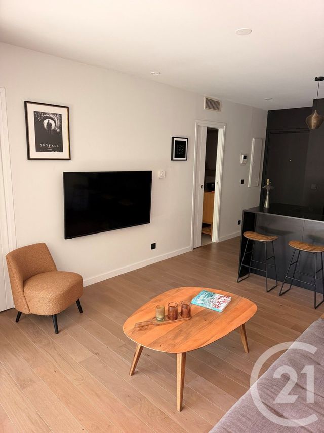 Appartement T2 à louer - 2 pièces - 33.33 m2 - MARSEILLE - 13008 - PROVENCE-ALPES-COTE-D-AZUR - Century 21 Immo-Conseil