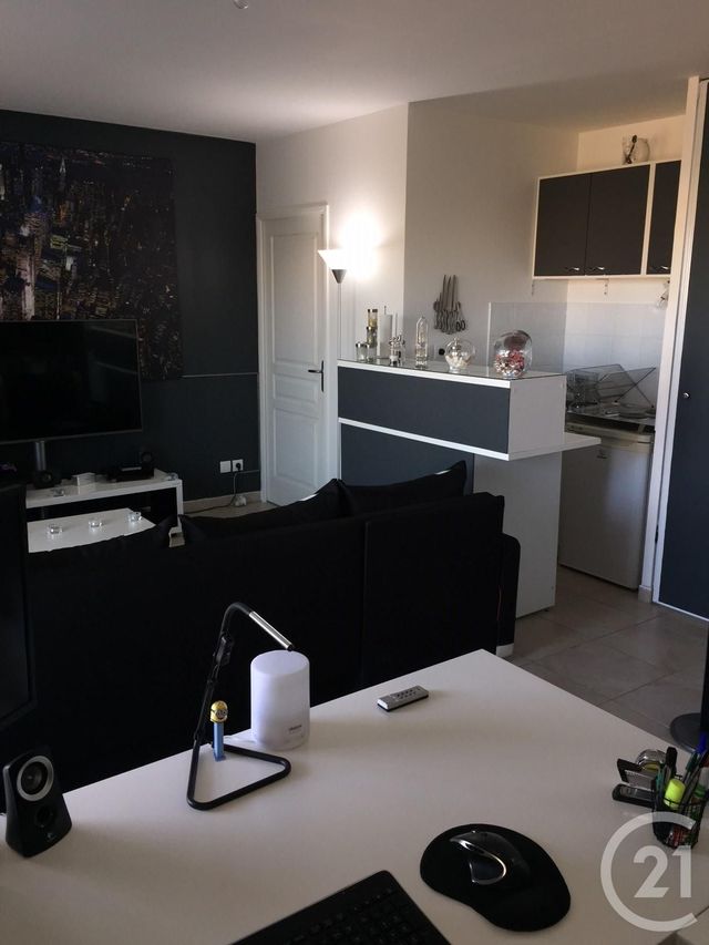 Appartement F1 à louer - 1 pièce - 30.2 m2 - MARSEILLE - 13013 - PROVENCE-ALPES-COTE-D-AZUR - Century 21 Immo-Conseil