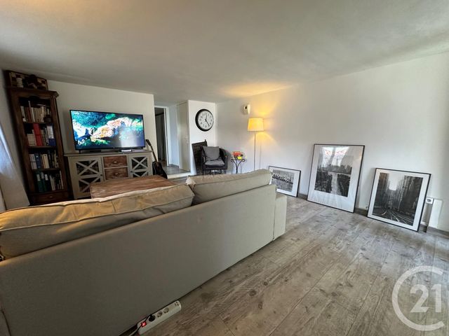 Appartement à louer - 2 pièces - 46.66 m2 - MARSEILLE - 13013 - PROVENCE-ALPES-COTE-D-AZUR - Century 21 Immo-Conseil