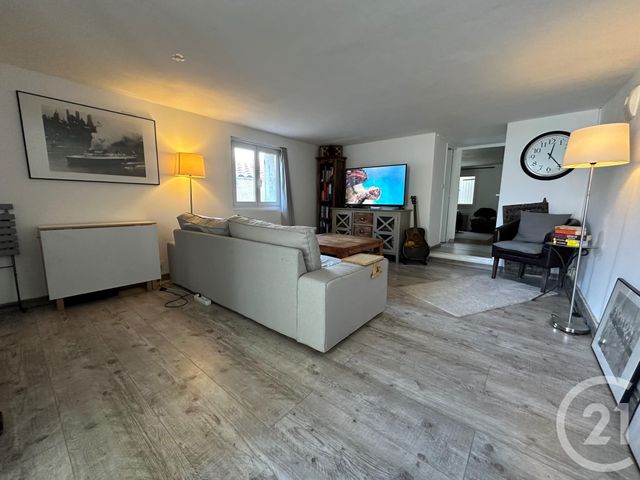 Appartement à louer - 2 pièces - 46.66 m2 - MARSEILLE - 13013 - PROVENCE-ALPES-COTE-D-AZUR - Century 21 Immo-Conseil