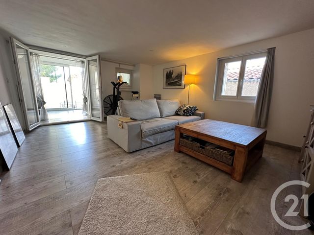 Appartement à louer - 2 pièces - 46.66 m2 - MARSEILLE - 13013 - PROVENCE-ALPES-COTE-D-AZUR - Century 21 Immo-Conseil