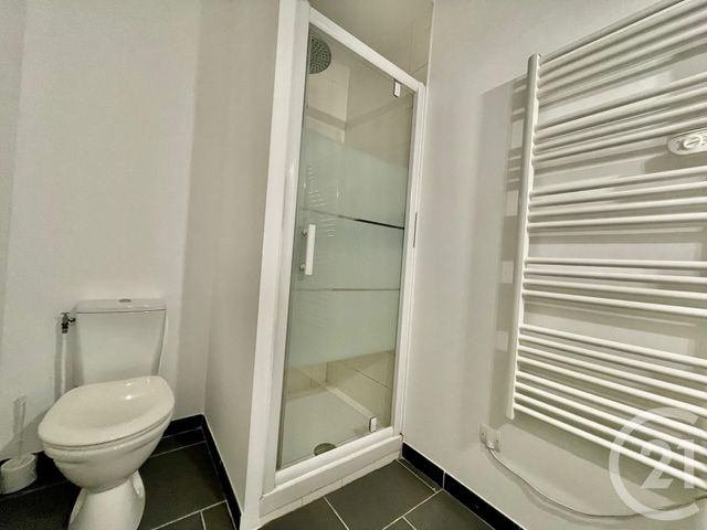 Appartement T2 à louer - 2 pièces - 31.96 m2 - LES PENNES MIRABEAU - 13 - PROVENCE-ALPES-COTE-D-AZUR - Century 21 Immo-Conseil