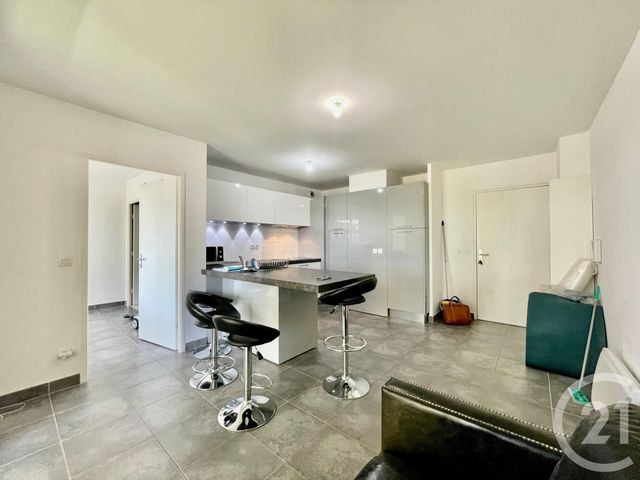 Appartement T2 à louer - 2 pièces - 42.0 m2 - MARSEILLE - 13010 - PROVENCE-ALPES-COTE-D-AZUR - Century 21 Immo-Conseil